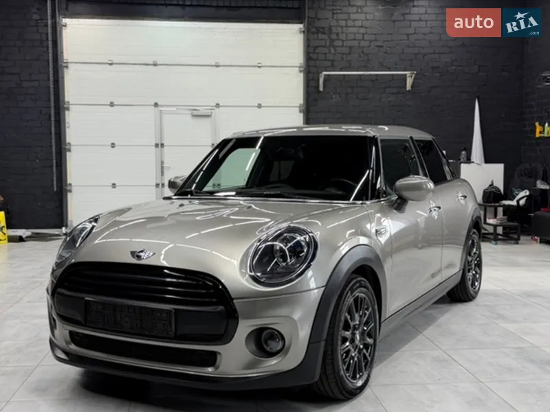 MINI Cooper 2019
