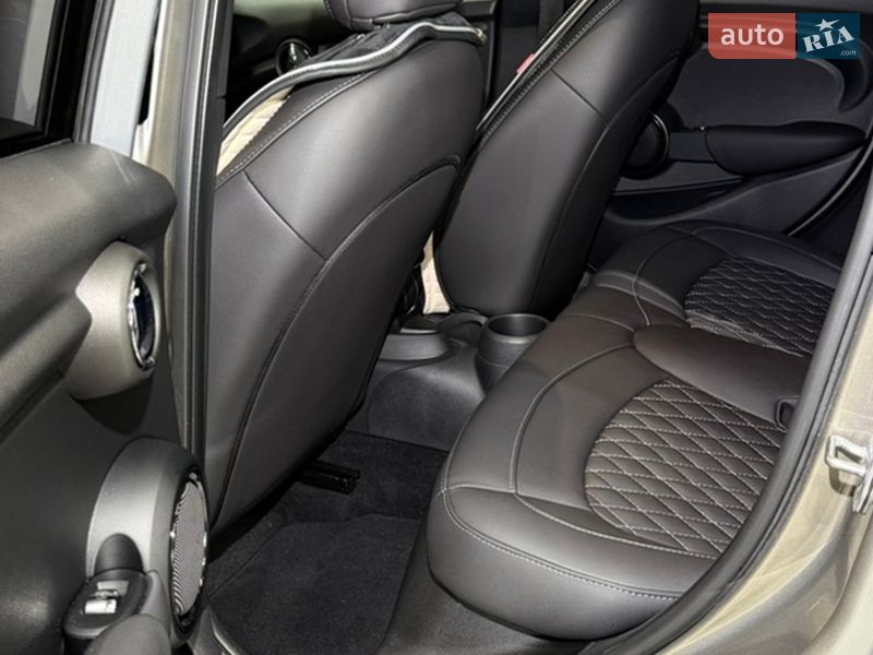 Хэтчбек MINI Cooper 2019 в Кременчуге