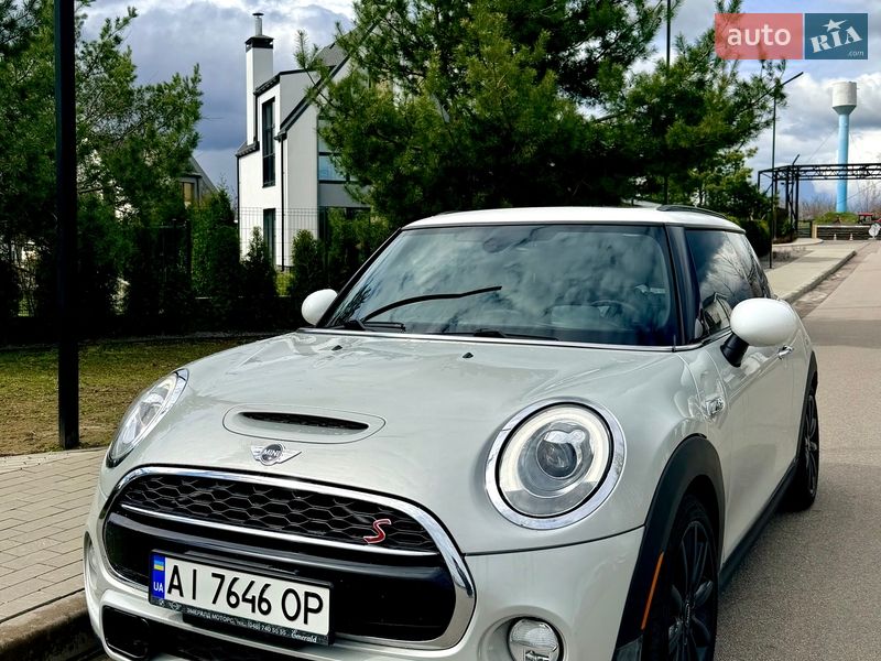 Хэтчбек MINI Cooper 2017 в Киеве