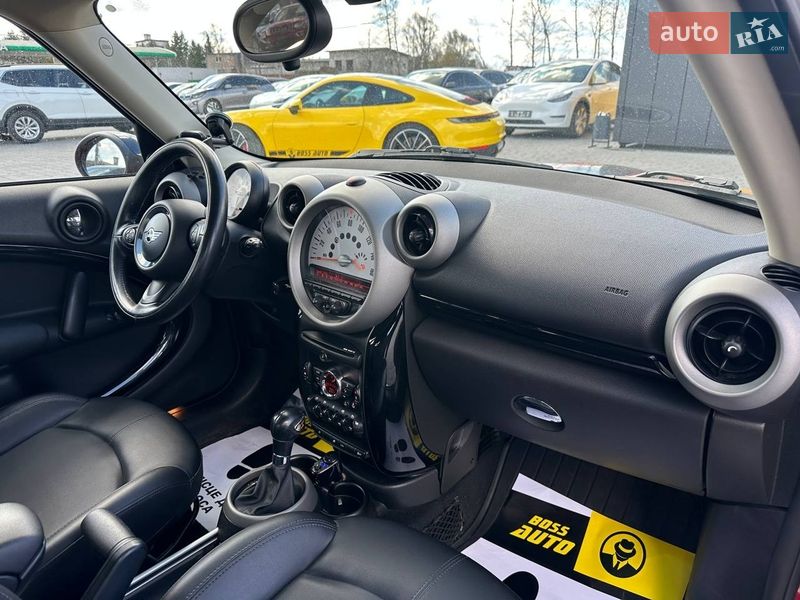 Хэтчбек MINI Cooper 2012 в Ивано-Франковске