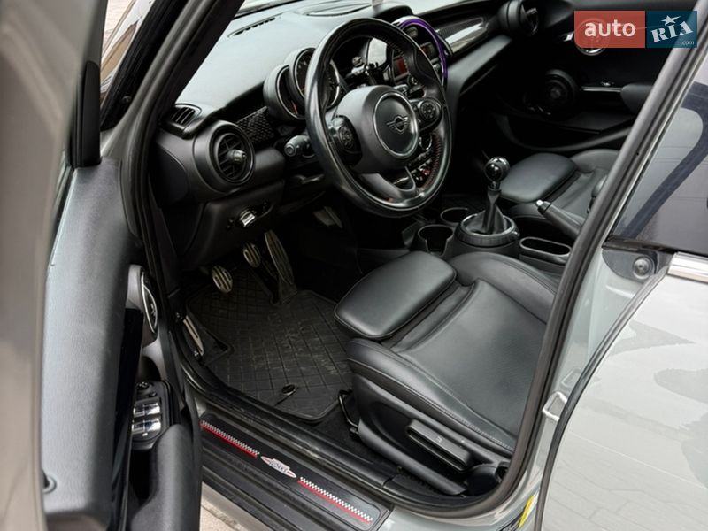 Хетчбек MINI Cooper 2016 в Львові