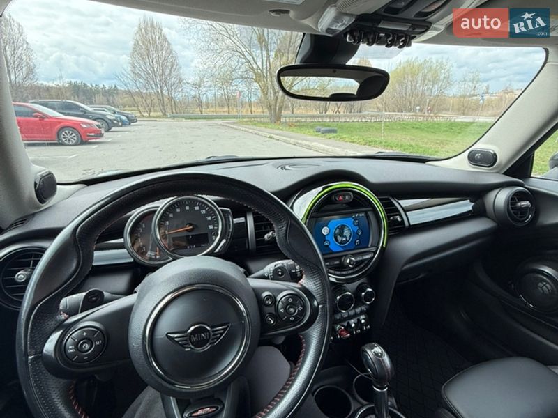 Хэтчбек MINI Cooper 2018 в Буче фото 10 Хэтчбек MINI Cooper 2018 в Буче