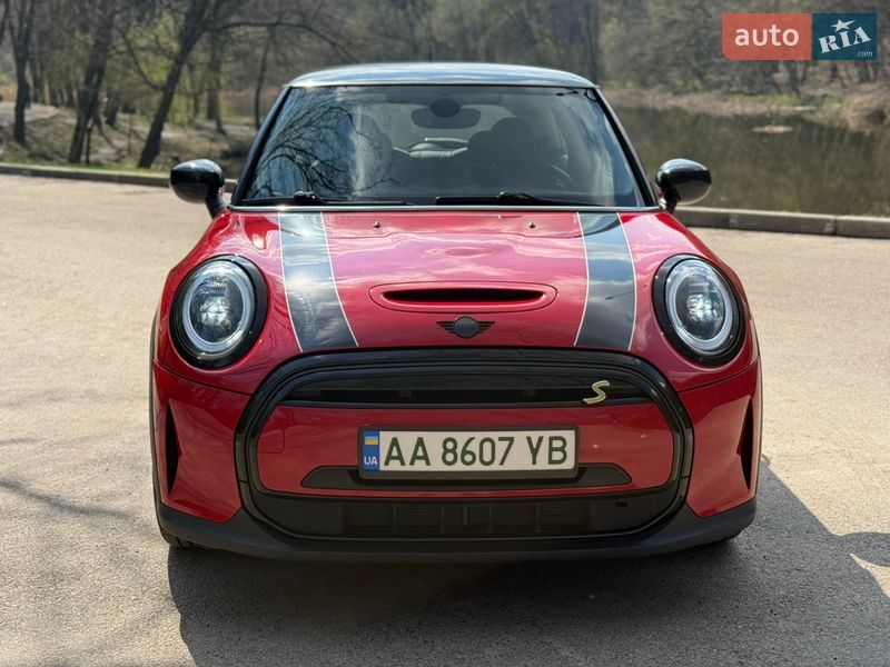 Хэтчбек MINI Cooper 2021 в Киеве