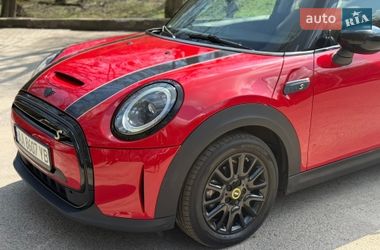Хэтчбек MINI Cooper 2021 в Киеве
