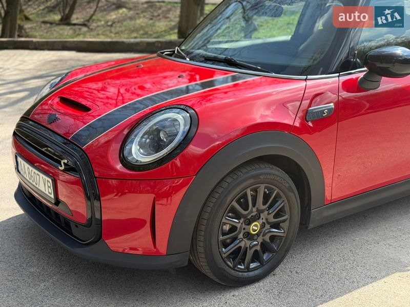 Хэтчбек MINI Cooper 2021 в Киеве