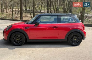 Хэтчбек MINI Cooper 2021 в Киеве