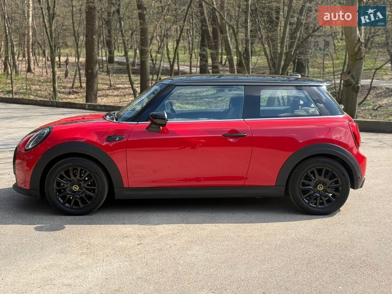 Хэтчбек MINI Cooper 2021 в Киеве