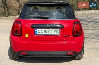 Хэтчбек MINI Cooper 2021 в Киеве