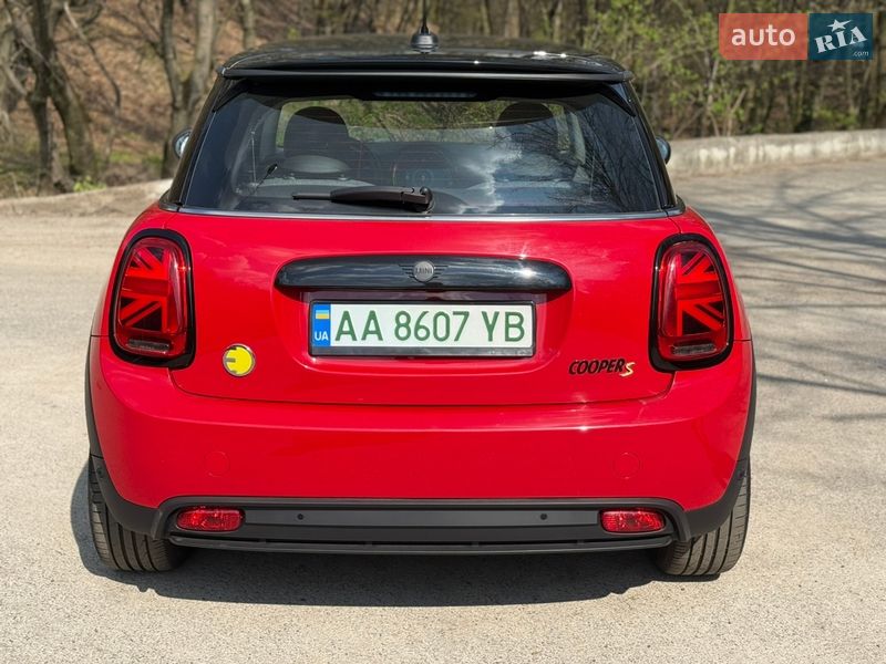 Хэтчбек MINI Cooper 2021 в Киеве
