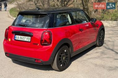 Хэтчбек MINI Cooper 2021 в Киеве