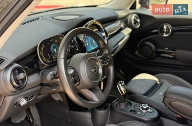 Хэтчбек MINI Cooper 2021 в Киеве