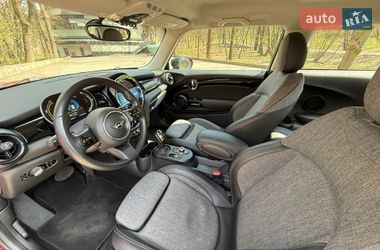 Хэтчбек MINI Cooper 2021 в Киеве