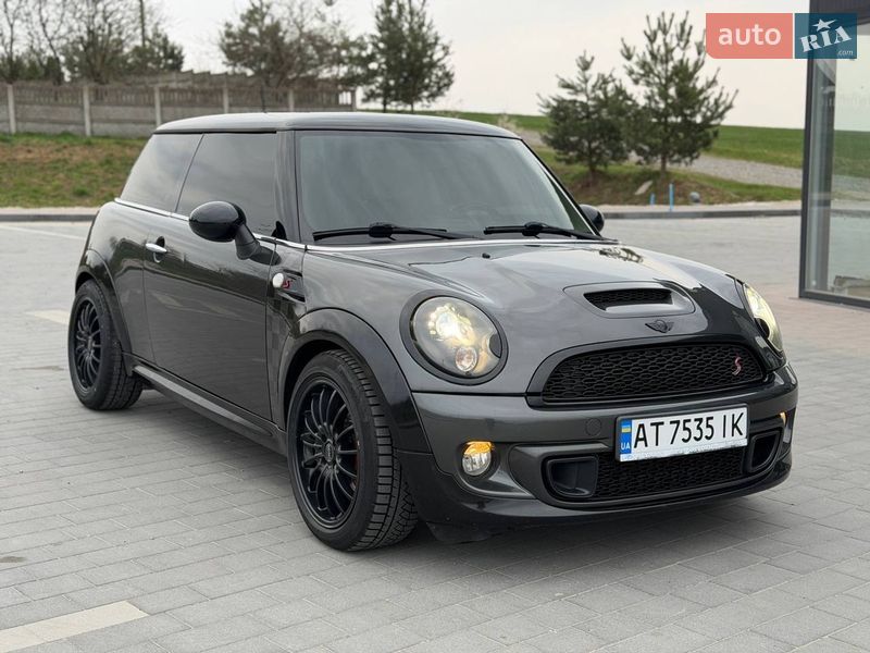 Хэтчбек MINI Cooper 2012 в Львове фото Хэтчбек MINI Cooper 2012 в Львове