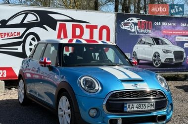 Хетчбек MINI Cooper 2017 в Черкасах