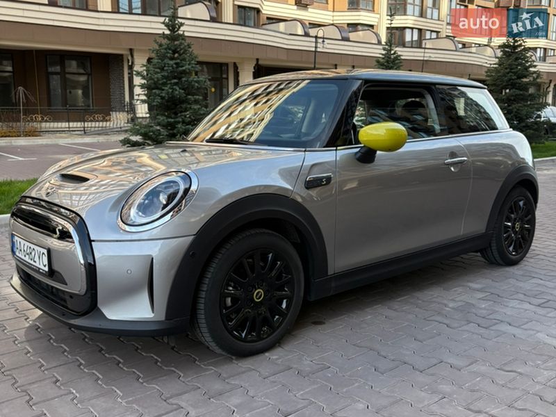 MINI Cooper 2023
