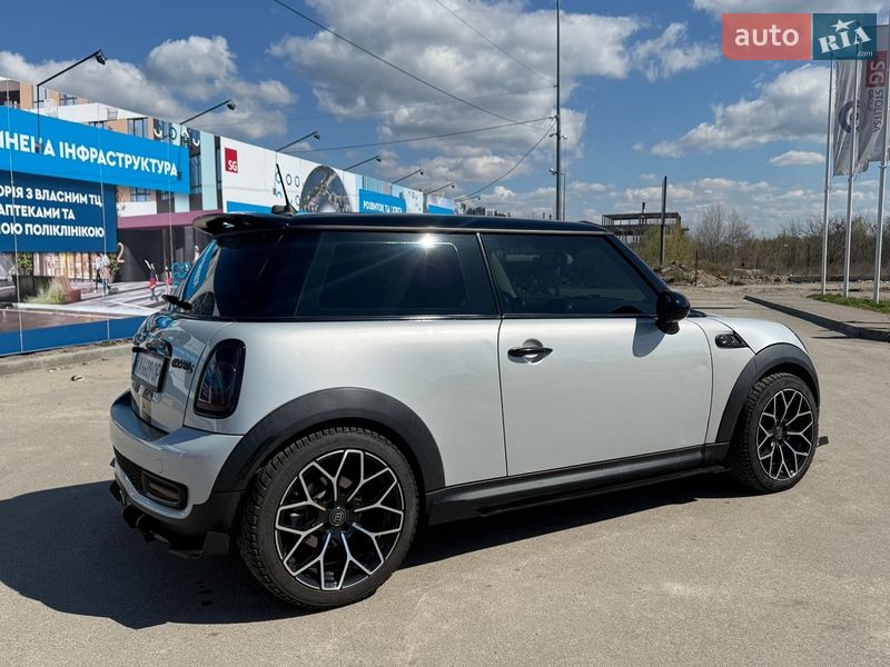 Хетчбек MINI Cooper 2013 в Києві