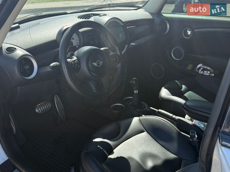Хетчбек MINI Cooper 2013 в Києві