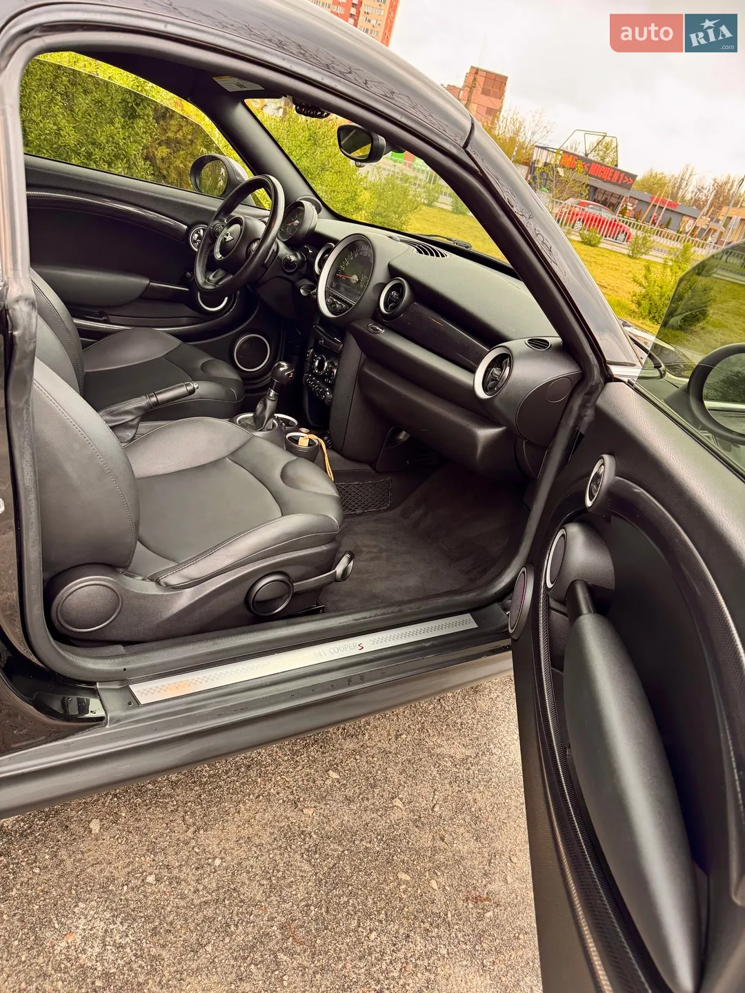2013 MINI Cooper - мініатюра 16