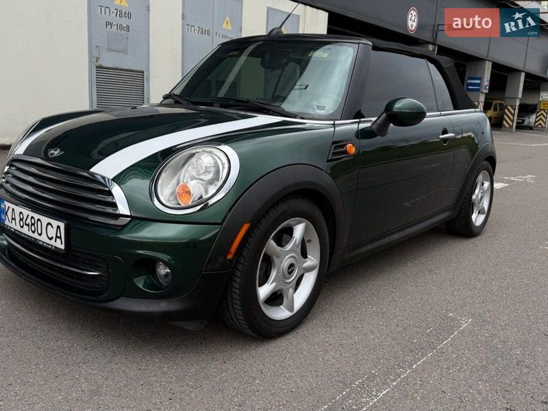 MINI Cooper 2011