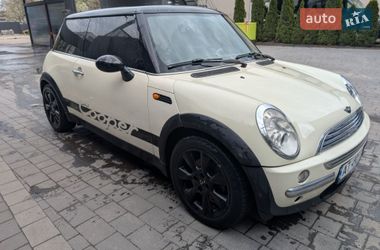 Хэтчбек MINI Cooper 2004 в Ивано-Франковске