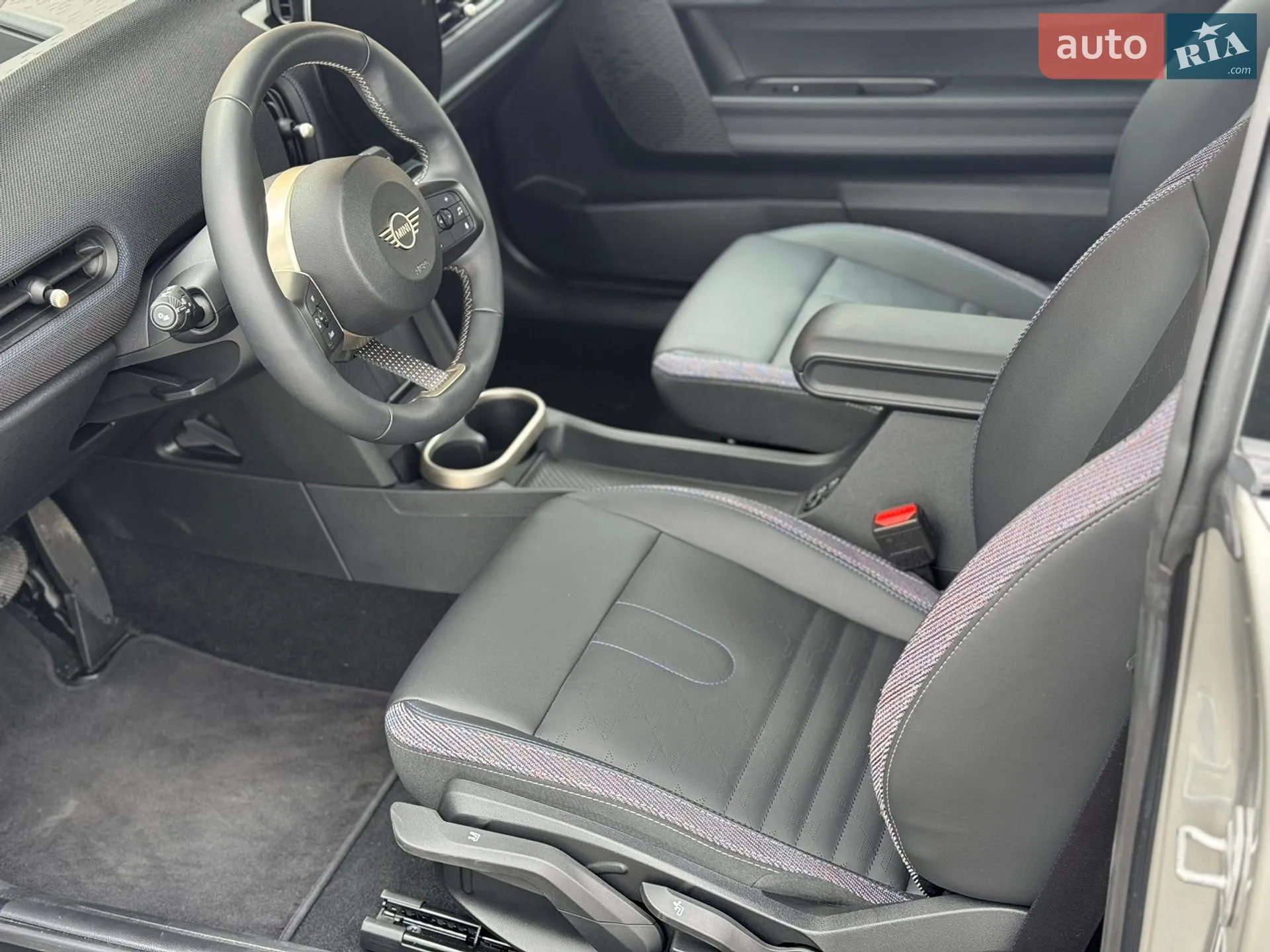 2024 MINI Cooper - мініатюра 2