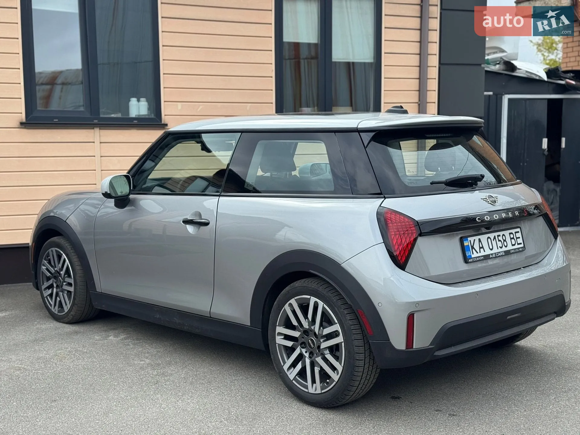 2024 MINI Cooper - мініатюра 3