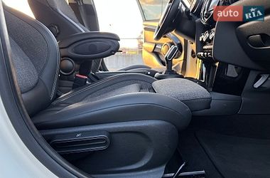 Хэтчбек MINI Cooper 2019 в Киеве