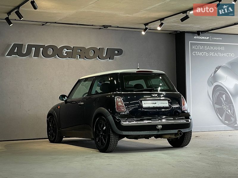 Хэтчбек MINI Cooper 2003 в Одессе