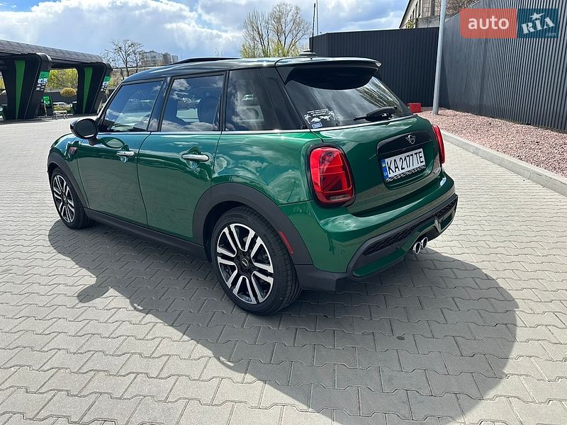 Хэтчбек MINI Cooper 2021 в Киеве фото 5 Хэтчбек MINI Cooper 2021 в Киеве
