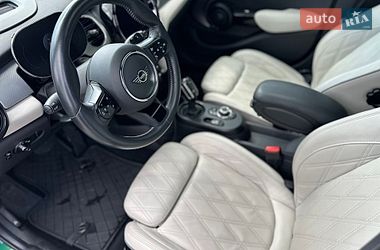 Хэтчбек MINI Cooper 2021 в Киеве фото 10 Хэтчбек MINI Cooper 2021 в Киеве
