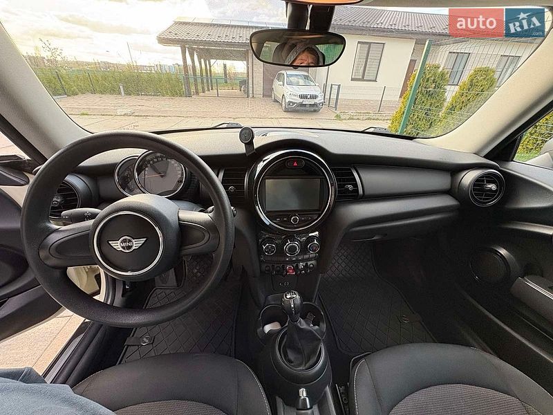Хэтчбек MINI Cooper 2014 в Киеве фото 7 Хэтчбек MINI Cooper 2014 в Киеве