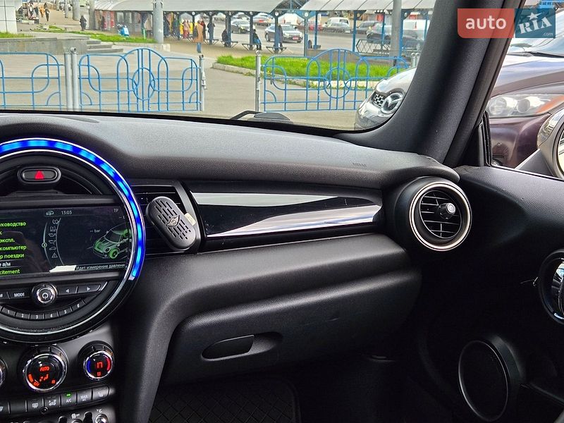 Хэтчбек MINI Cooper 2014 в Киеве