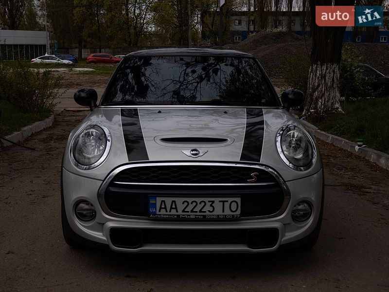 MINI Cooper 2015