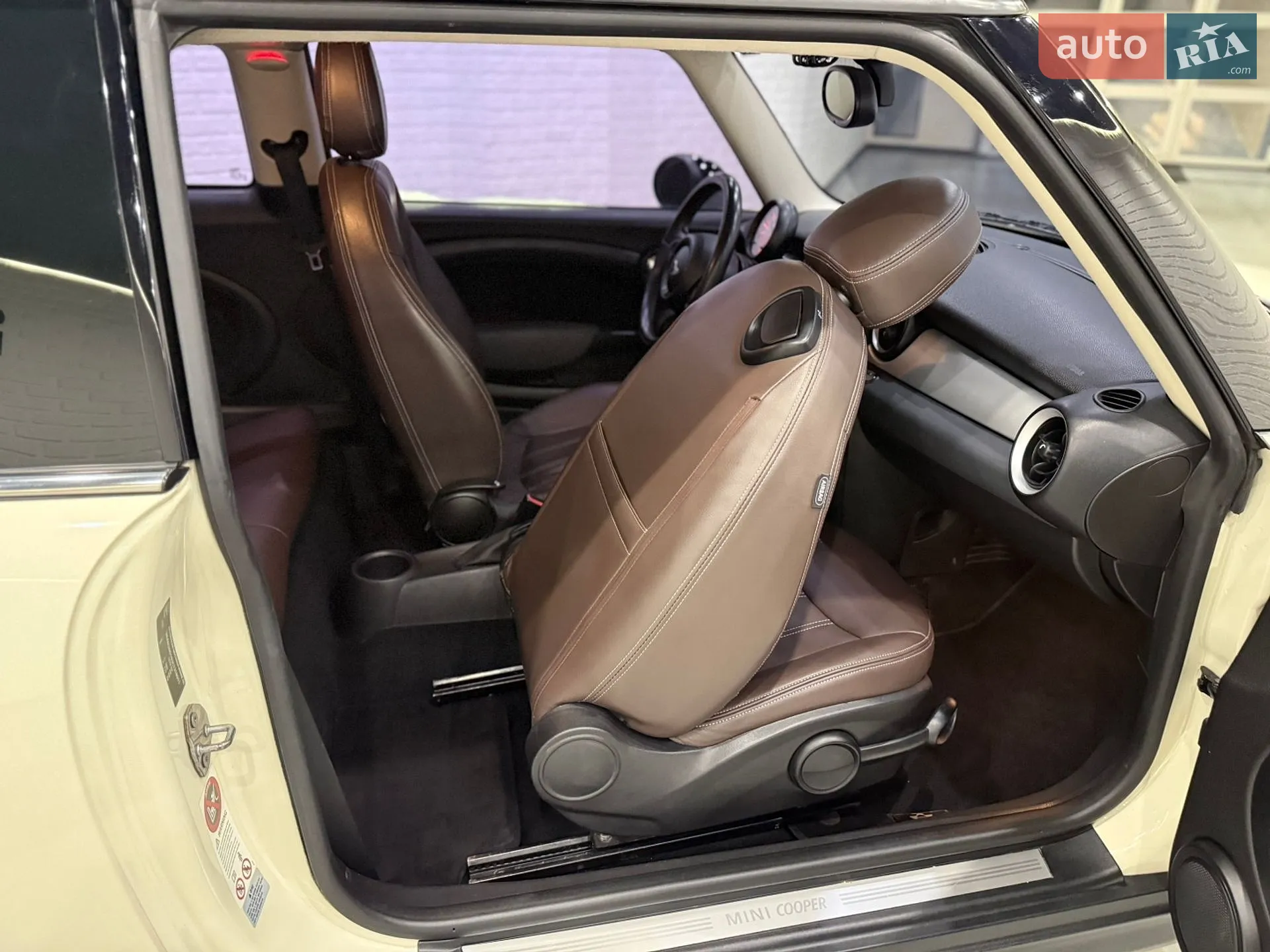 2012 MINI Cooper - мініатюра 44