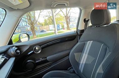 Хэтчбек MINI Cooper 2021 в Ужгороде