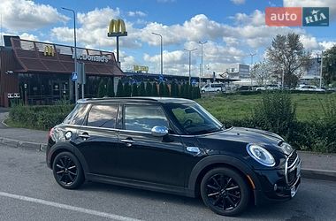 Хэтчбек MINI Cooper 2015 в Киеве