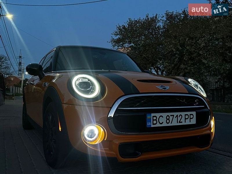 Хетчбек MINI Cooper 2016 в Львові