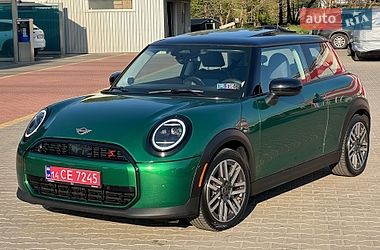 Хетчбек MINI Cooper 2024 в Києві
