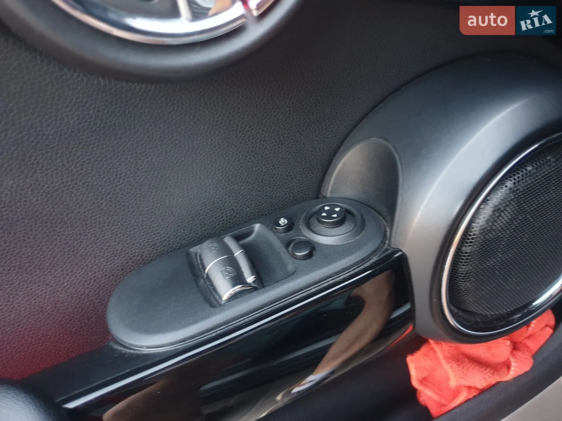 2015 MINI Cooper - мініатюра 32
