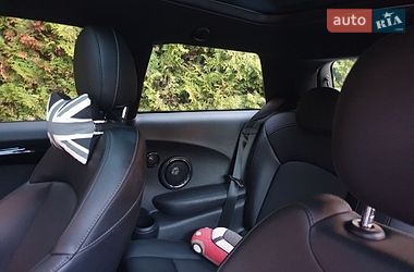 Хэтчбек MINI Cooper 2015 в Виннице