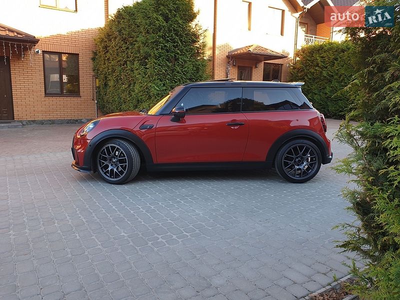 Хэтчбек MINI Cooper 2015 в Виннице