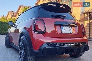 Хэтчбек MINI Cooper 2015 в Виннице