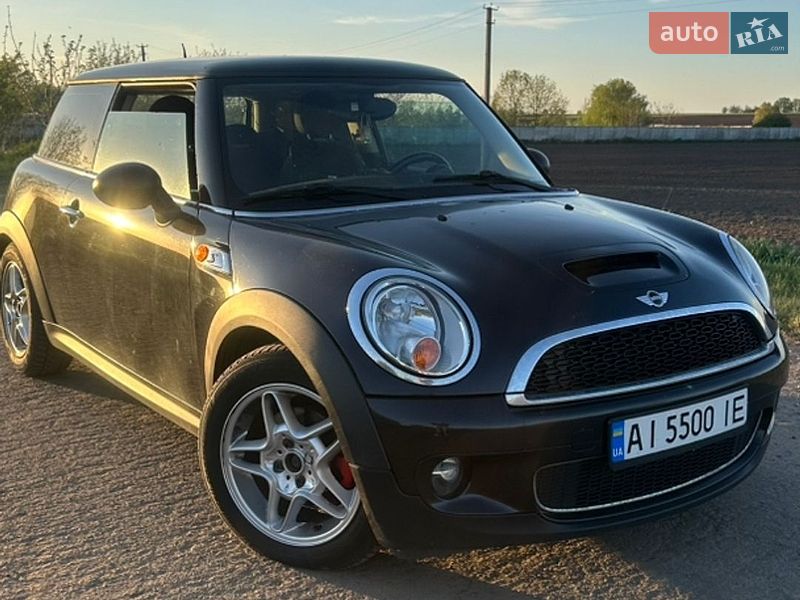 MINI Cooper 2010