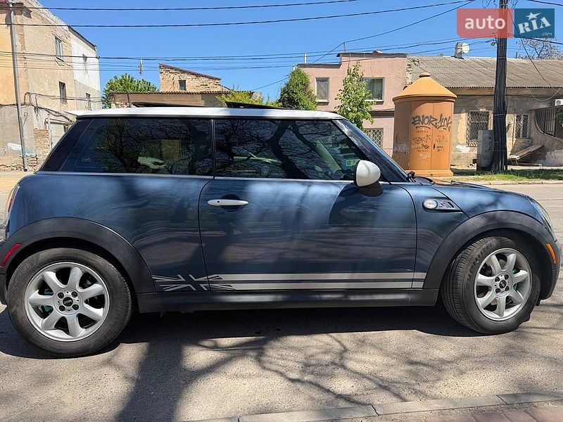 Хэтчбек MINI Cooper 2009 в Одессе