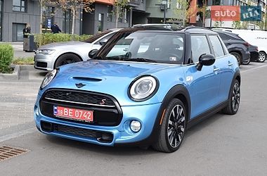 Хетчбек MINI Cooper 2017 в Києві