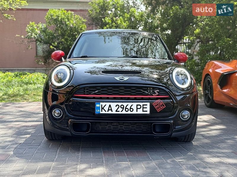 Хэтчбек MINI Cooper 2014 в Киеве