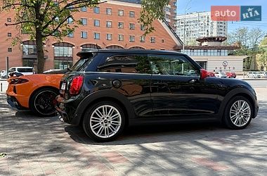 Хэтчбек MINI Cooper 2014 в Киеве