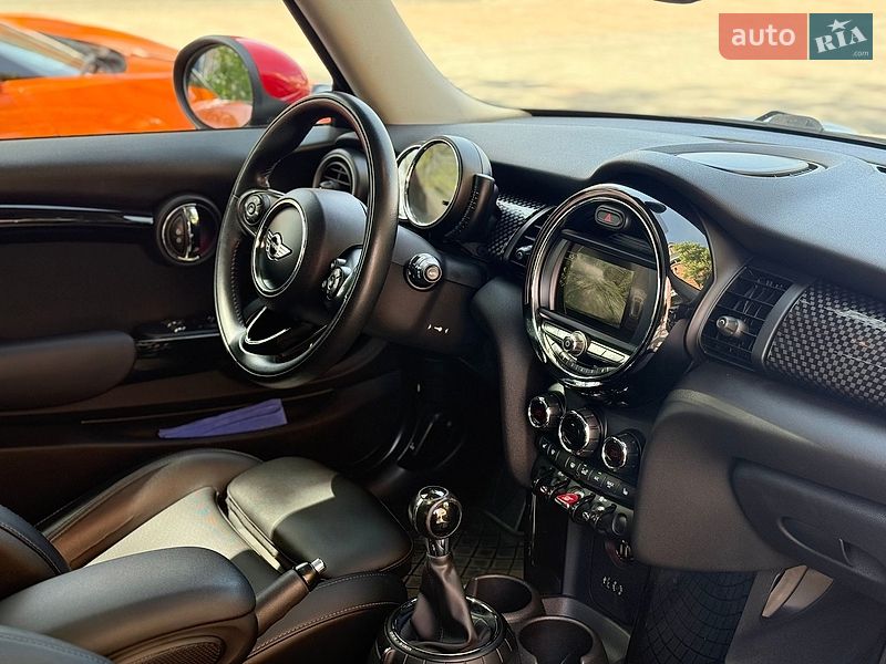 Хэтчбек MINI Cooper 2014 в Киеве
