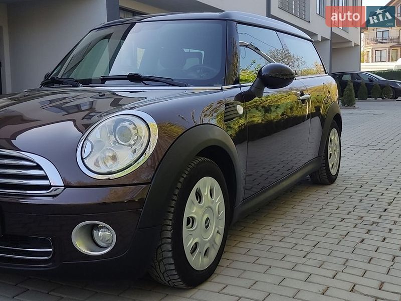 Хэтчбек MINI Cooper 2008 в Черновцах