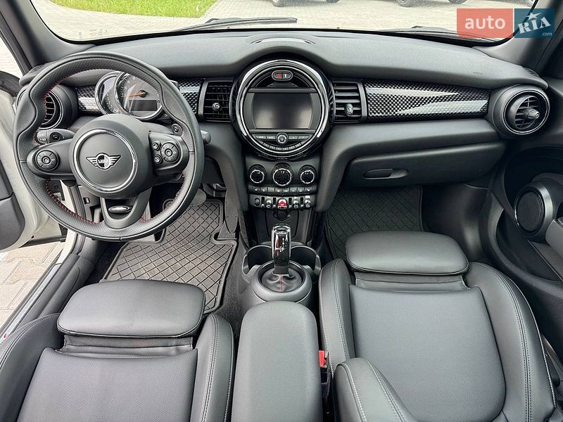 Хэтчбек MINI Cooper 2020 в Киеве